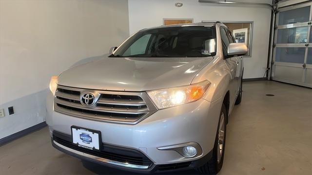 used 2013 Toyota Highlander car, priced at $12,211