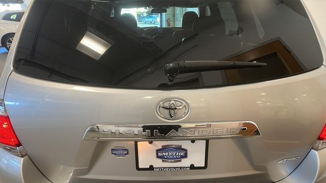 used 2013 Toyota Highlander car, priced at $12,211