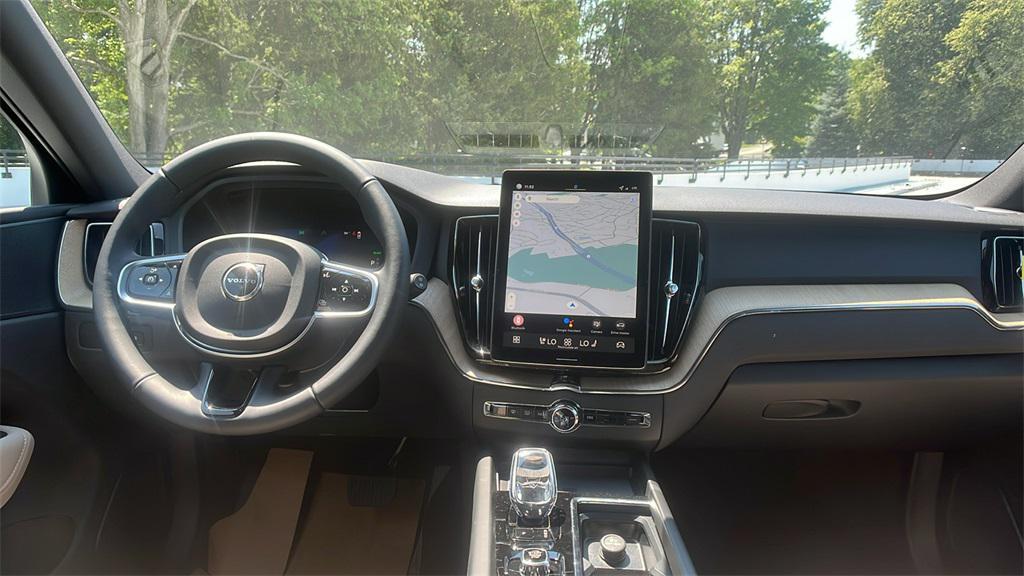 new 2026 Volvo XC60 Plug-In Hybrid car, priced at $69,285