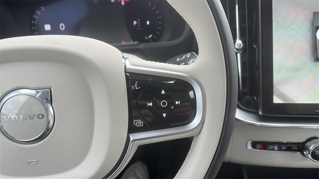 new 2026 Volvo XC90 car, priced at $75,155