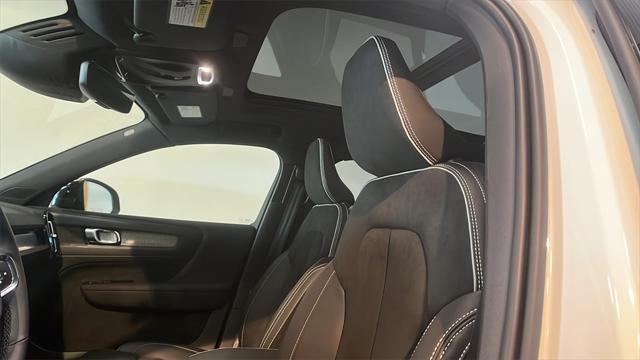 used 2022 Volvo XC40 car, priced at $33,994