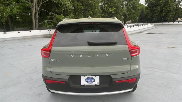 new 2025 Volvo XC40 car, priced at $44,595