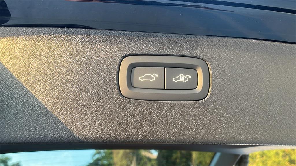 new 2026 Volvo XC90 car, priced at $74,645