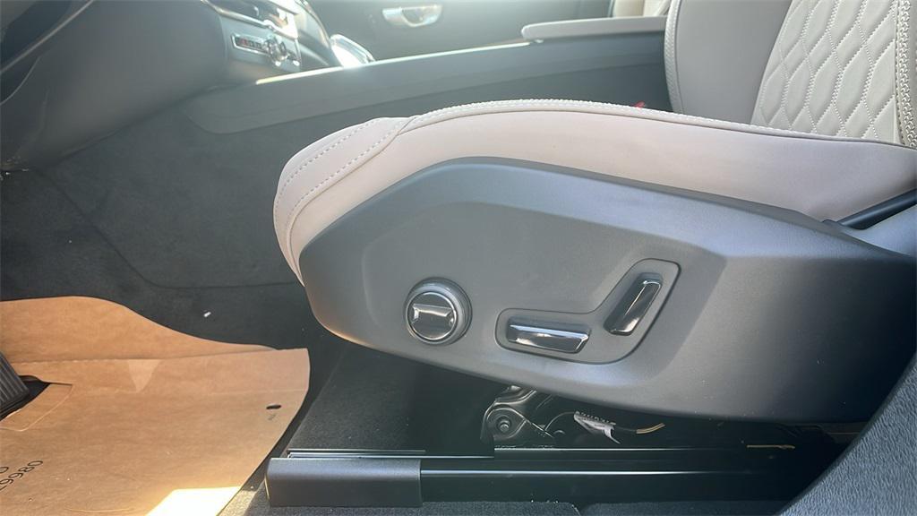new 2026 Volvo XC60 car, priced at $56,345