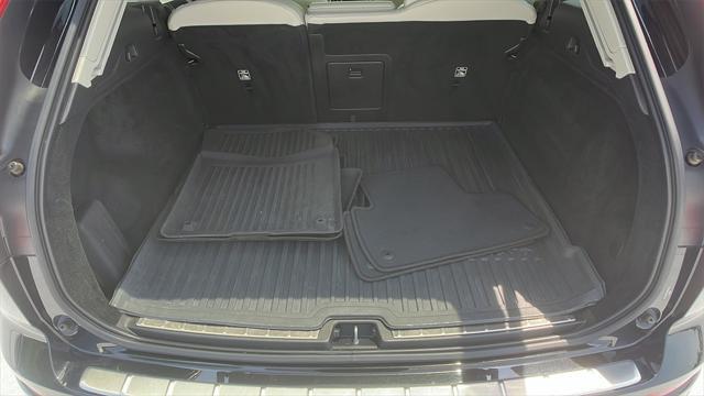 used 2022 Volvo XC60 car, priced at $34,887