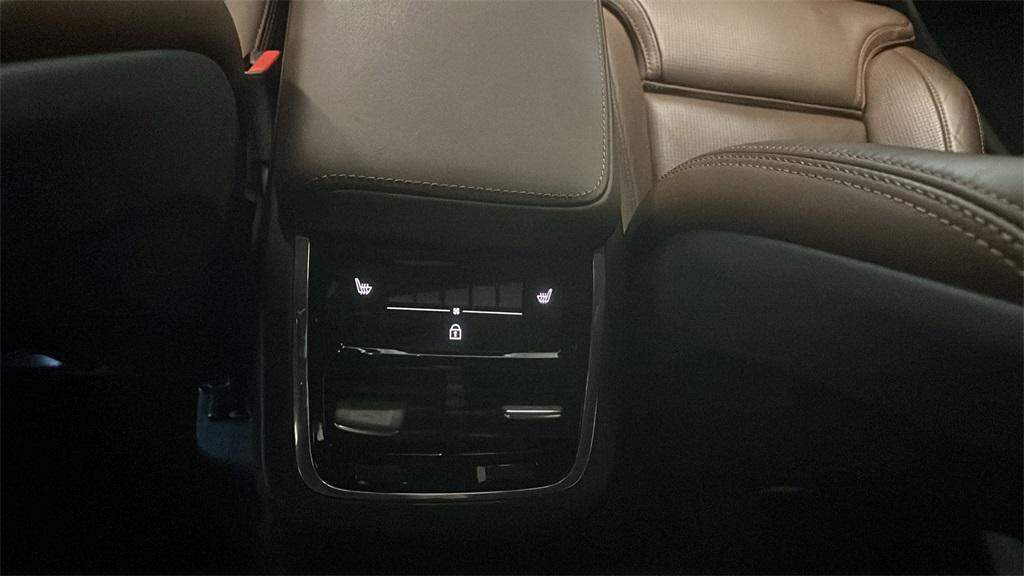 used 2023 Volvo XC60 car, priced at $41,459