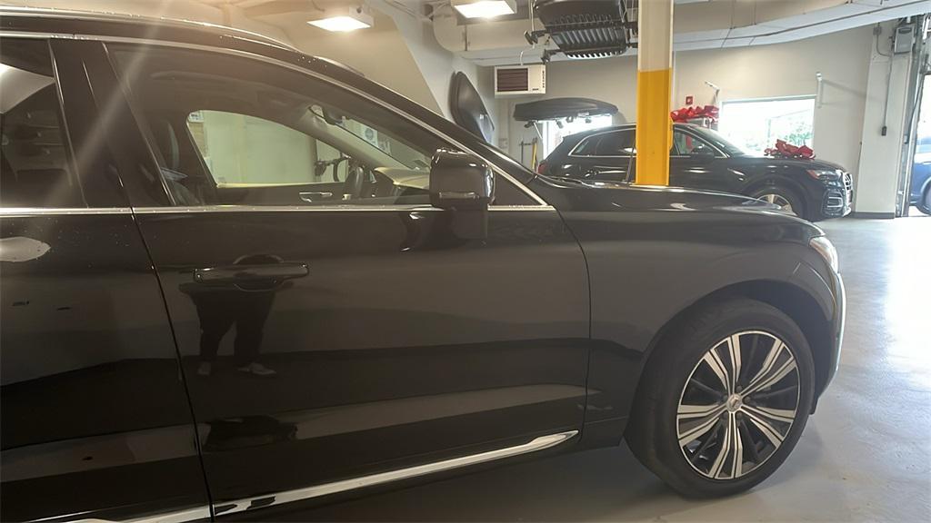 used 2022 Volvo XC60 car, priced at $36,991
