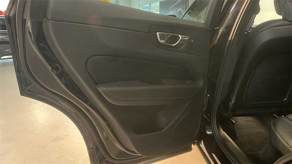 used 2022 Volvo XC60 car, priced at $36,991