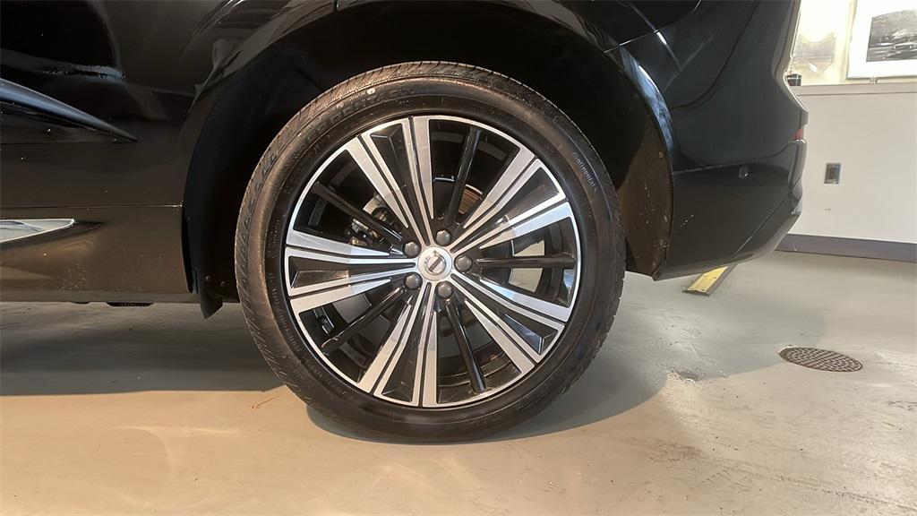 used 2022 Volvo XC60 car, priced at $36,991