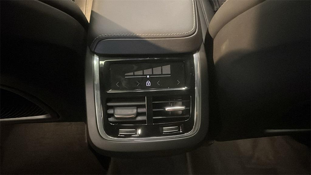 used 2022 Volvo XC60 car, priced at $36,991