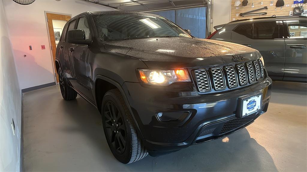 used 2018 Jeep Grand Cherokee car, priced at $11,899