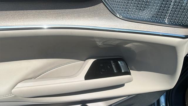new 2025 Volvo EX90 car, priced at $93,820