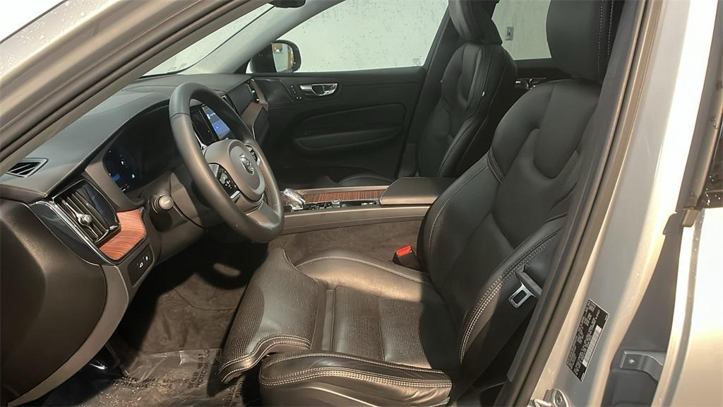 used 2023 Volvo XC60 Recharge Plug-In Hybrid car, priced at $46,995