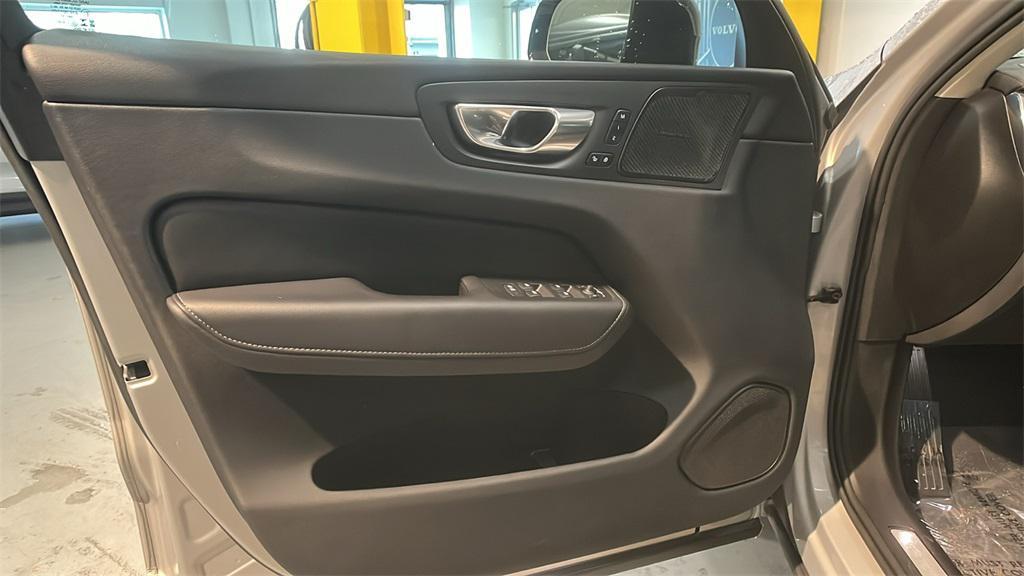 used 2023 Volvo XC60 Recharge Plug-In Hybrid car, priced at $46,995