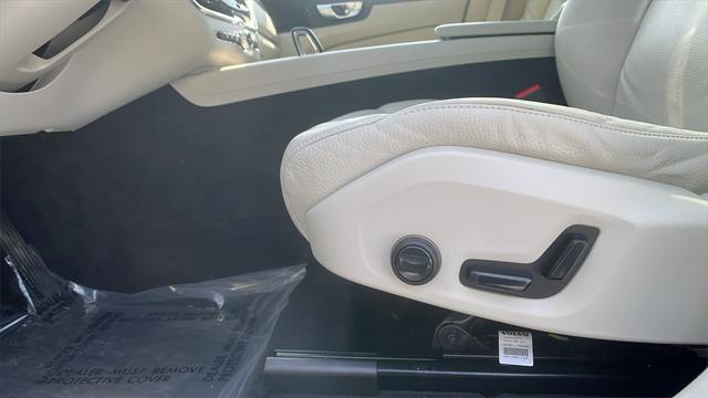 used 2023 Volvo XC60 car, priced at $38,997