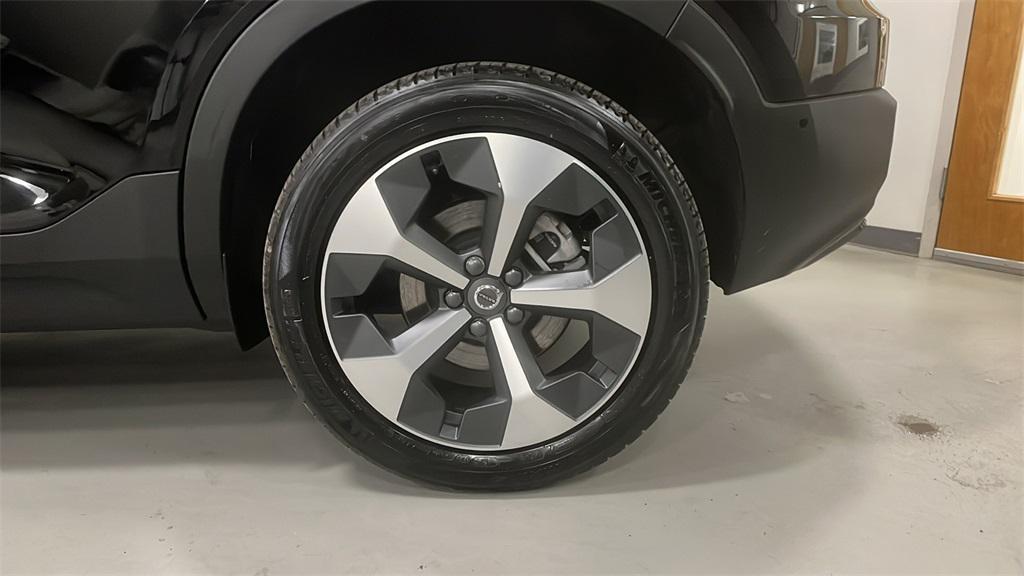 used 2026 Volvo XC40 car, priced at $50,000
