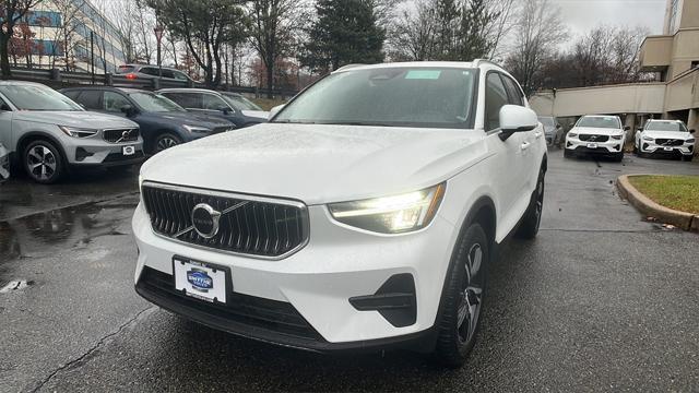 new 2025 Volvo XC40 car, priced at $44,595