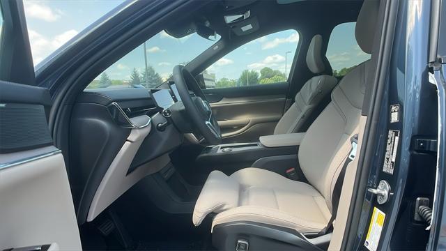 new 2025 Volvo EX90 car, priced at $85,010