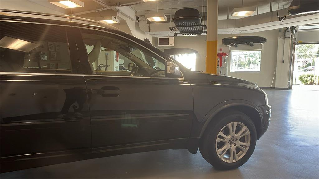 used 2013 Volvo XC90 car, priced at $9,750