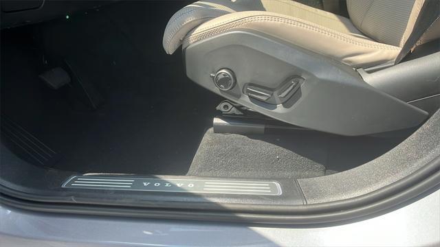 new 2026 Volvo XC90 car, priced at $75,145