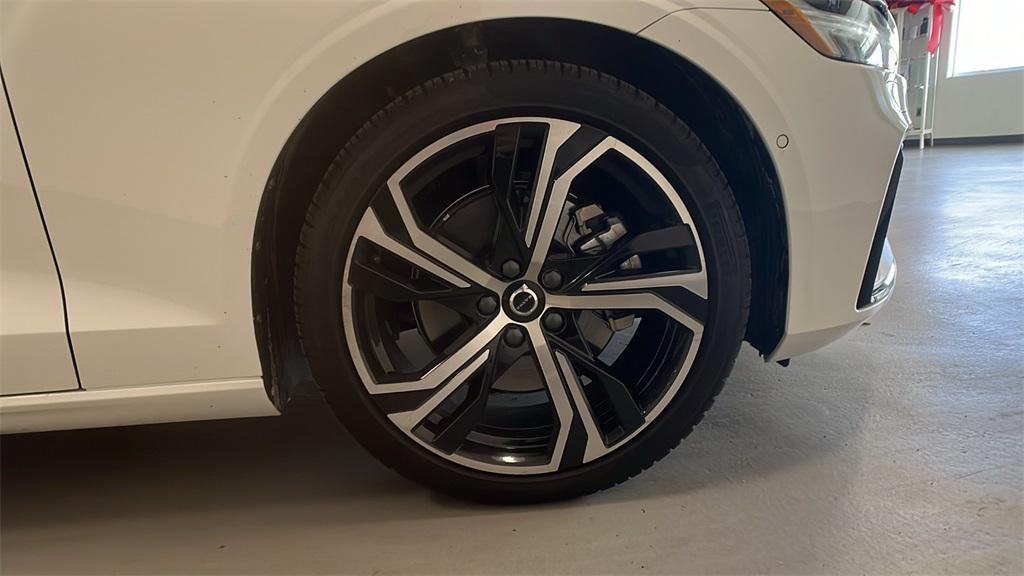 used 2024 Volvo S60 car, priced at $38,494