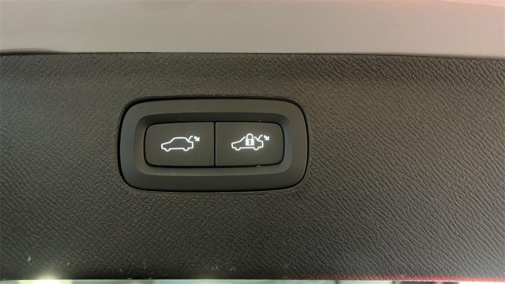 used 2025 Volvo XC90 car, priced at $43,971