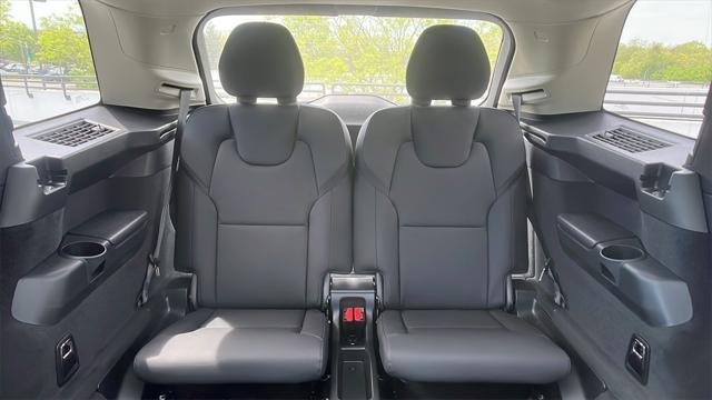 new 2025 Volvo XC90 Plug-In Hybrid car, priced at $75,045