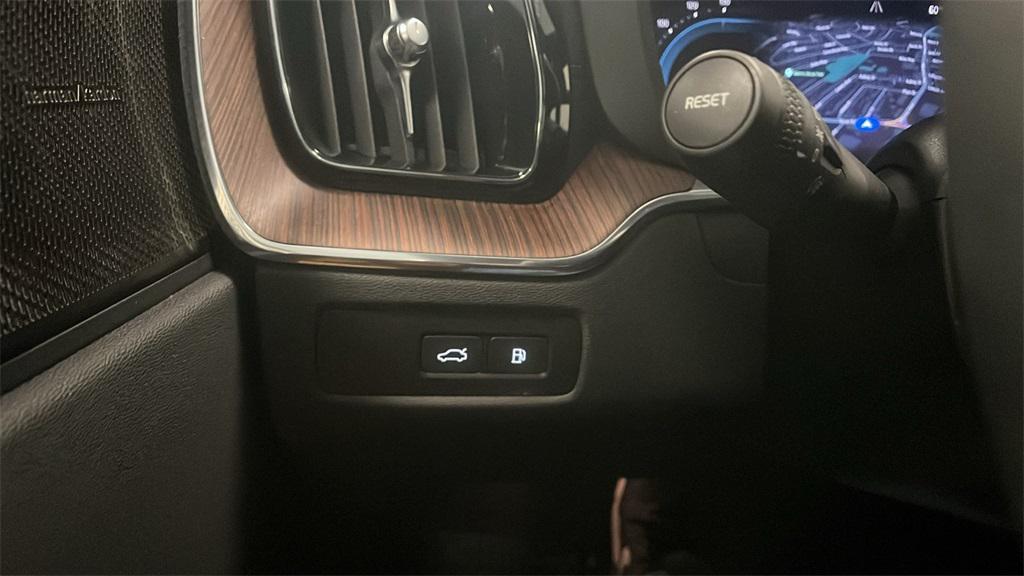 used 2023 Volvo XC60 Recharge Plug-In Hybrid car, priced at $48,995