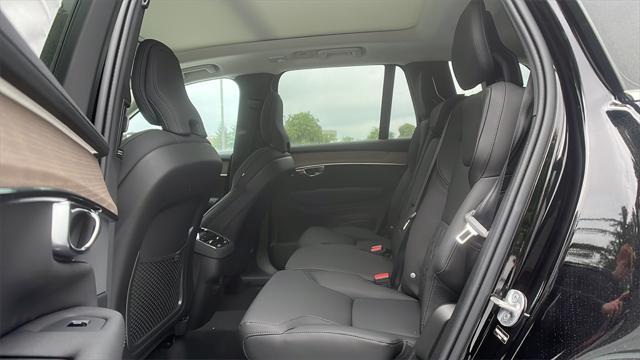 new 2025 Volvo XC90 car, priced at $65,395