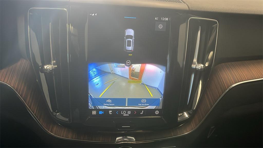 used 2023 Volvo XC60 Recharge Plug-In Hybrid car, priced at $45,887