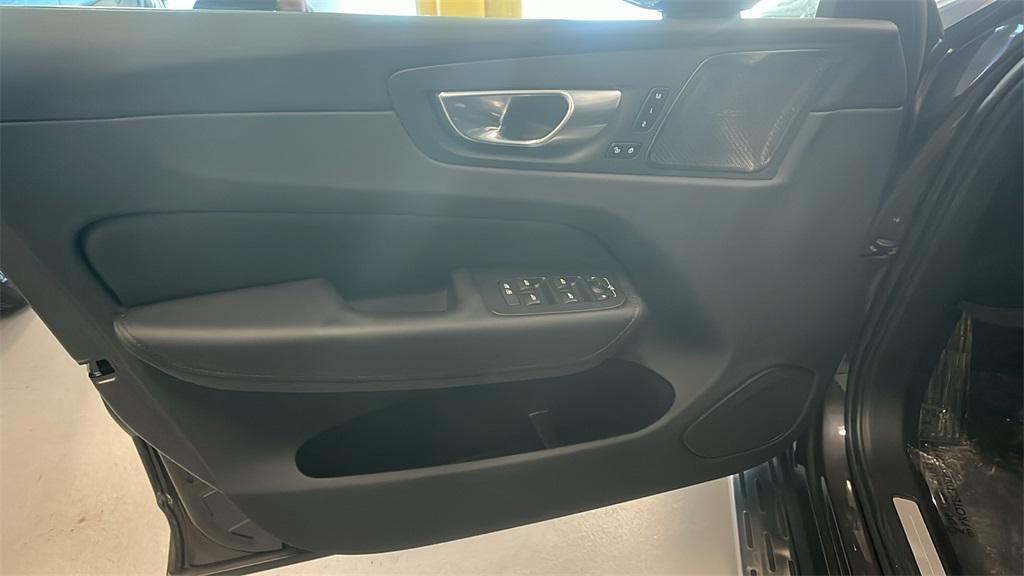 used 2023 Volvo XC60 Recharge Plug-In Hybrid car, priced at $45,887