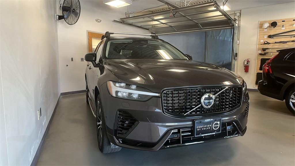 used 2023 Volvo XC60 Recharge Plug-In Hybrid car, priced at $45,887