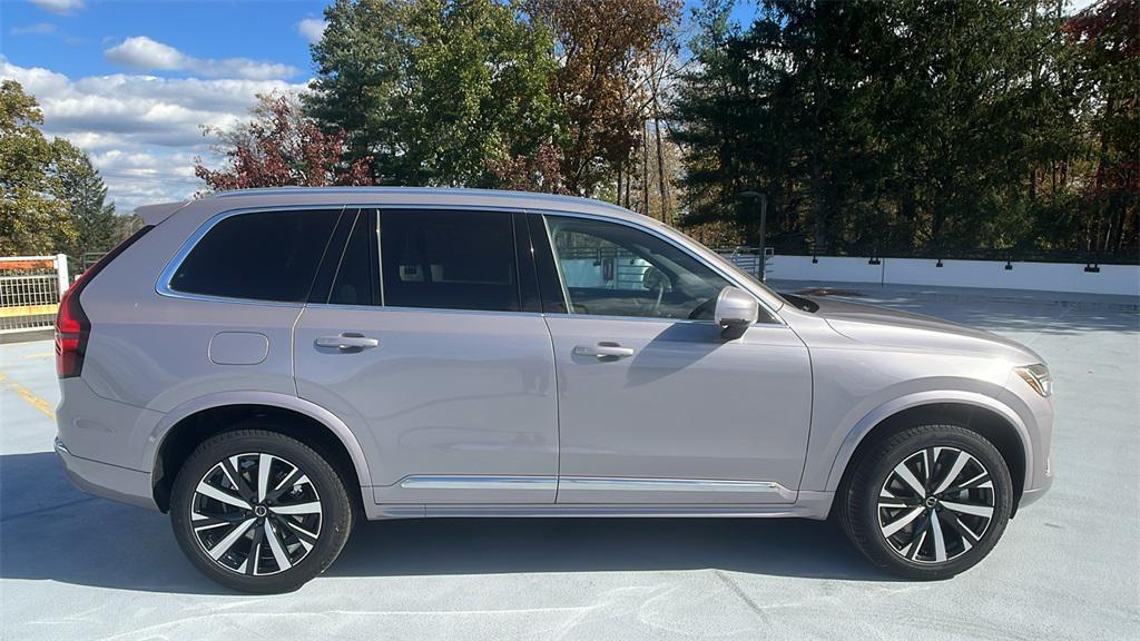 new 2026 Volvo XC90 car, priced at $62,345