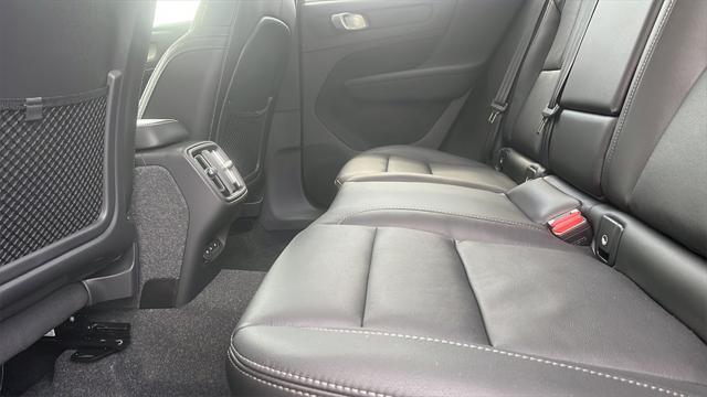 new 2025 Volvo XC40 car, priced at $52,215