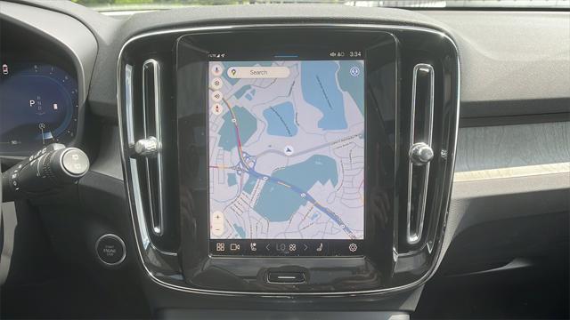 new 2025 Volvo XC40 car, priced at $52,215