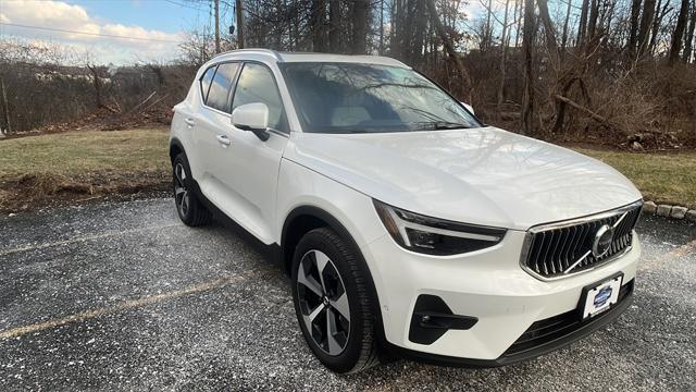 new 2025 Volvo XC40 car, priced at $48,335