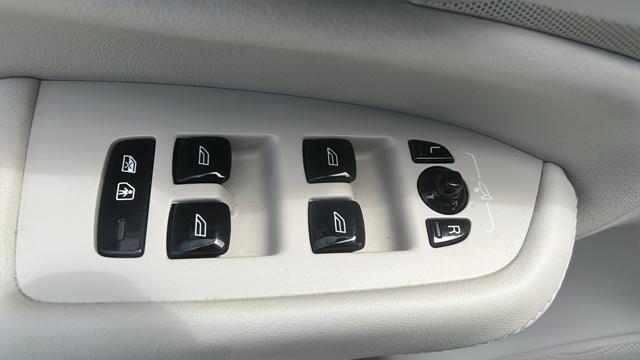 used 2023 Volvo XC90 car, priced at $43,489