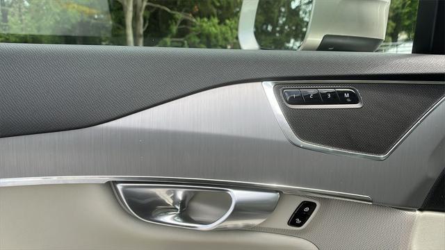 used 2023 Volvo XC90 car, priced at $43,489