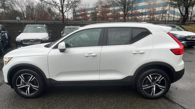 new 2025 Volvo XC40 car, priced at $44,595