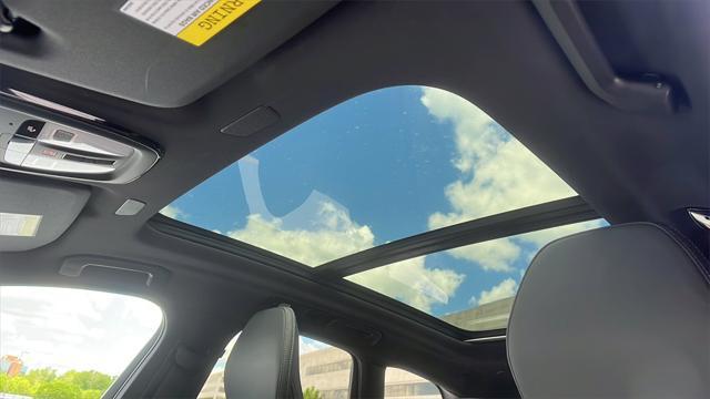 used 2022 Volvo XC60 car, priced at $44,297