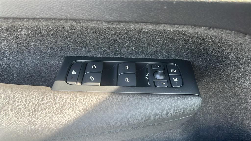 new 2026 Volvo XC40 car, priced at $46,545