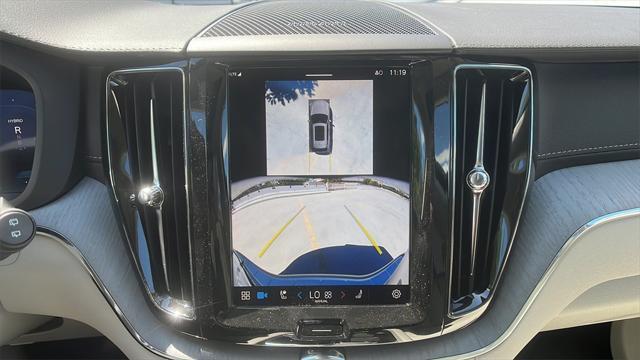 new 2025 Volvo XC60 Plug-In Hybrid car