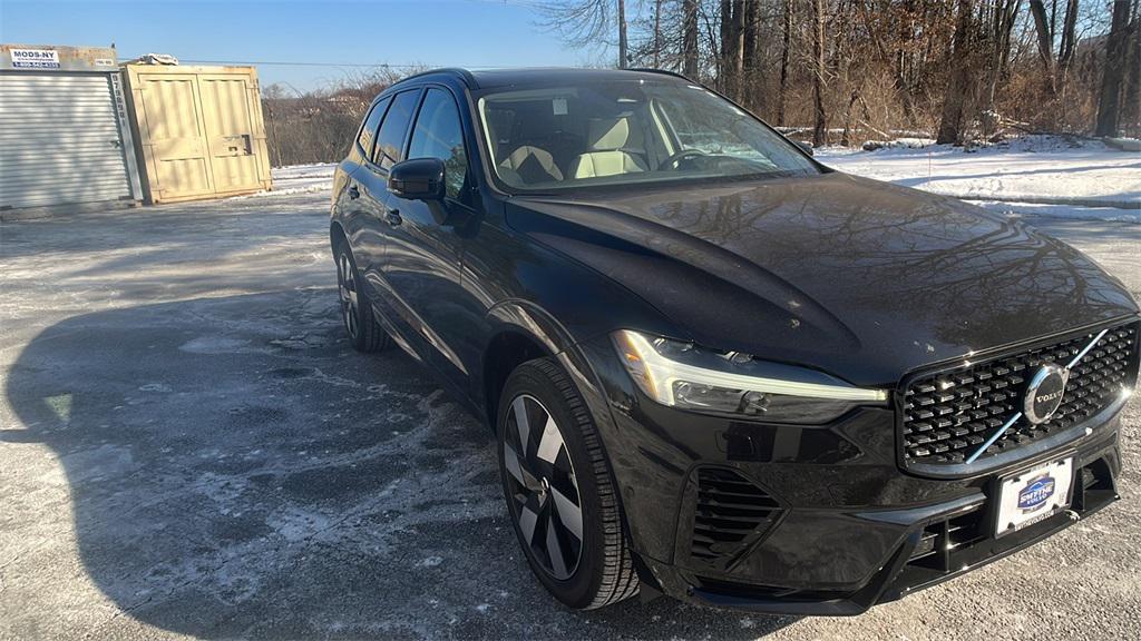 new 2025 Volvo XC60 Plug-In Hybrid car, priced at $67,425