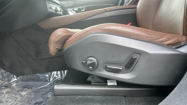 used 2024 Volvo XC90 Recharge Plug-In Hybrid car, priced at $64,898
