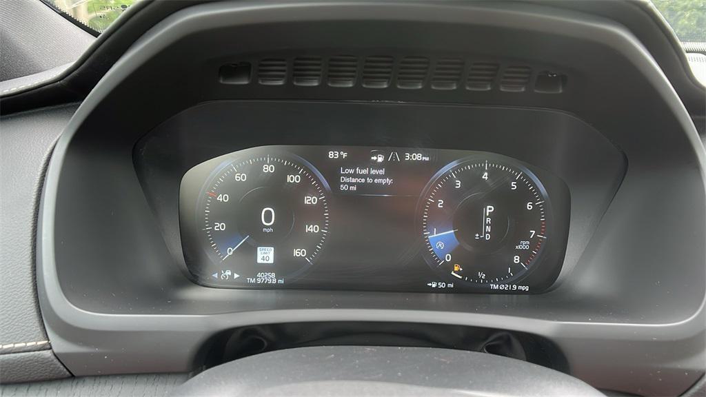 used 2022 Volvo XC90 car, priced at $39,869