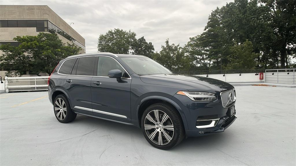 used 2022 Volvo XC90 car, priced at $39,869