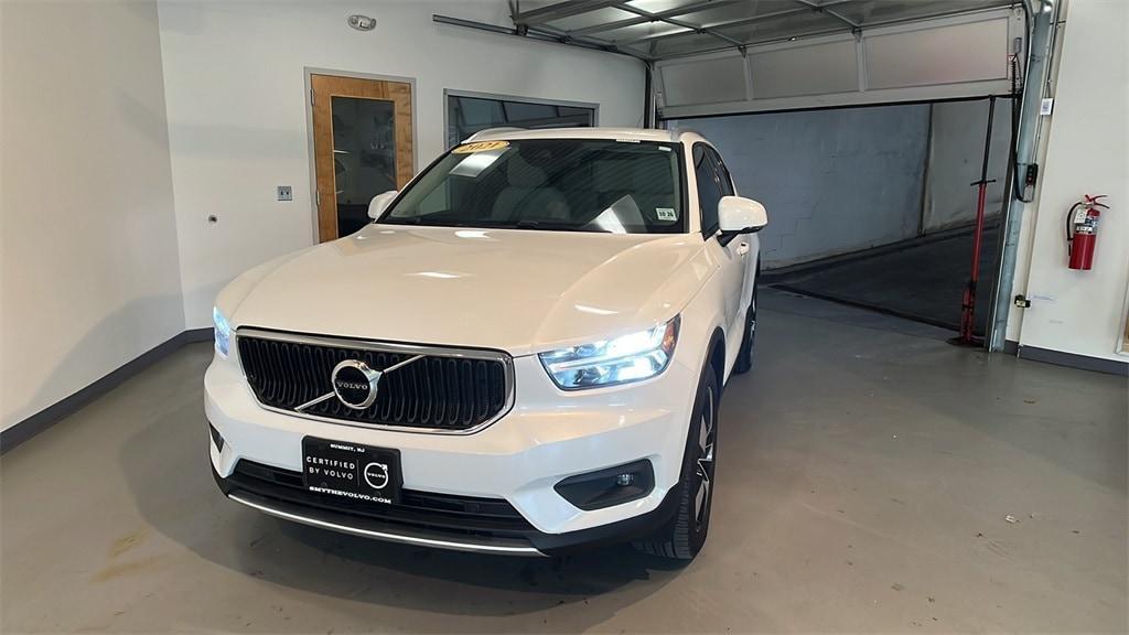 used 2021 Volvo XC40 car, priced at $30,895