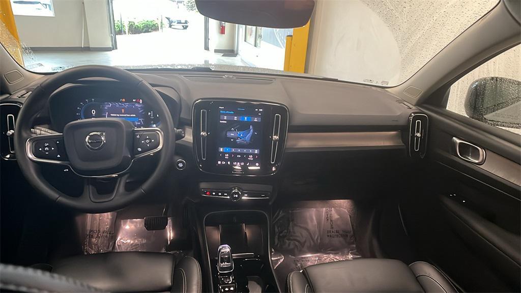 used 2023 Volvo XC40 car, priced at $33,810