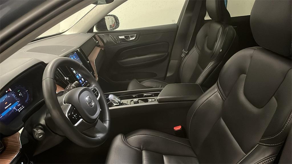 used 2023 Volvo XC60 Recharge Plug-In Hybrid car, priced at $47,989
