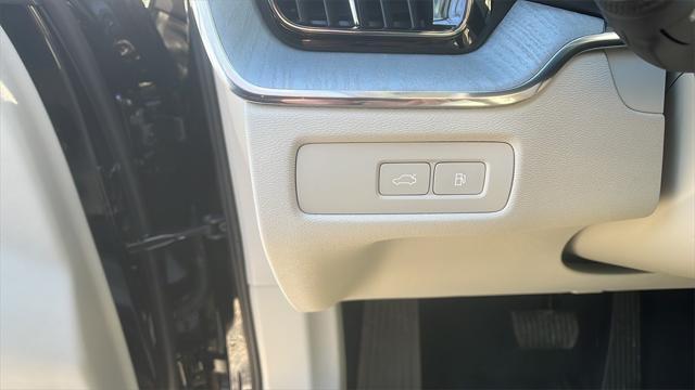 new 2025 Volvo XC60 Plug-In Hybrid car, priced at $66,260